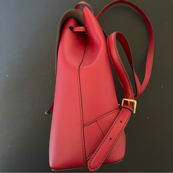 Ralph Lauren red cow leather backpack. - Picture 10 of 16
